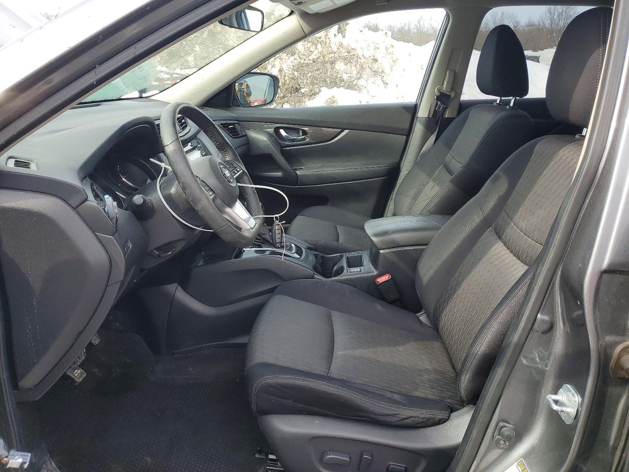 2017 NISSAN ROGUE SV photo 7