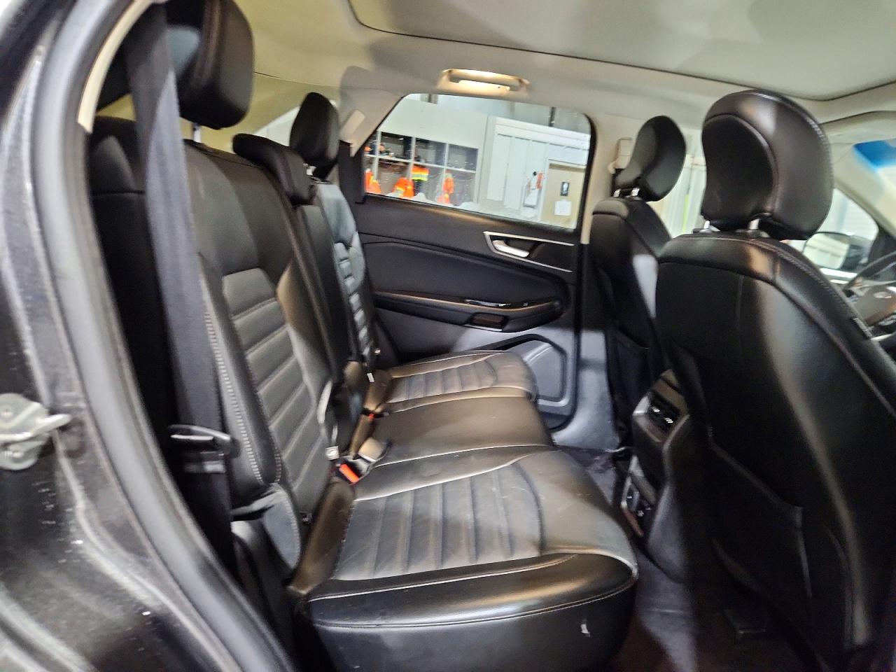 2015 FORD EDGE SEL photo 11