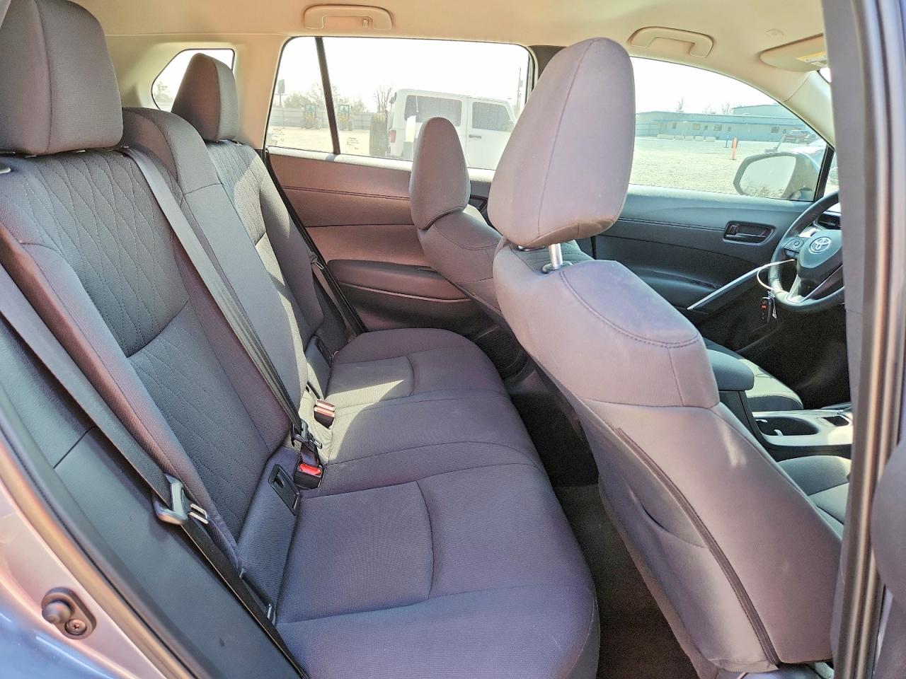 2024 TOYOTA COROLLA CROSS LE photo 21