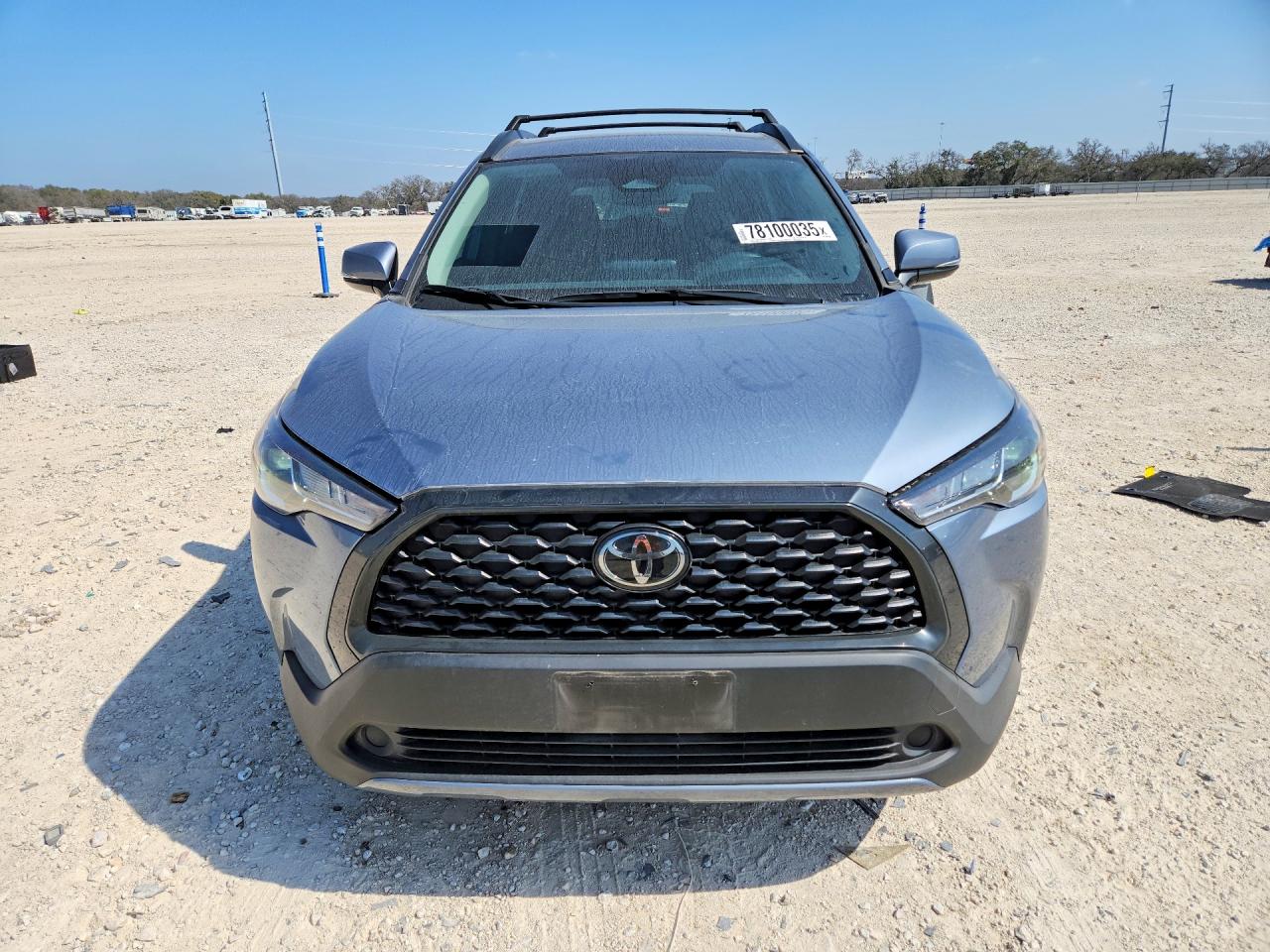2024 TOYOTA COROLLA CROSS LE photo 9