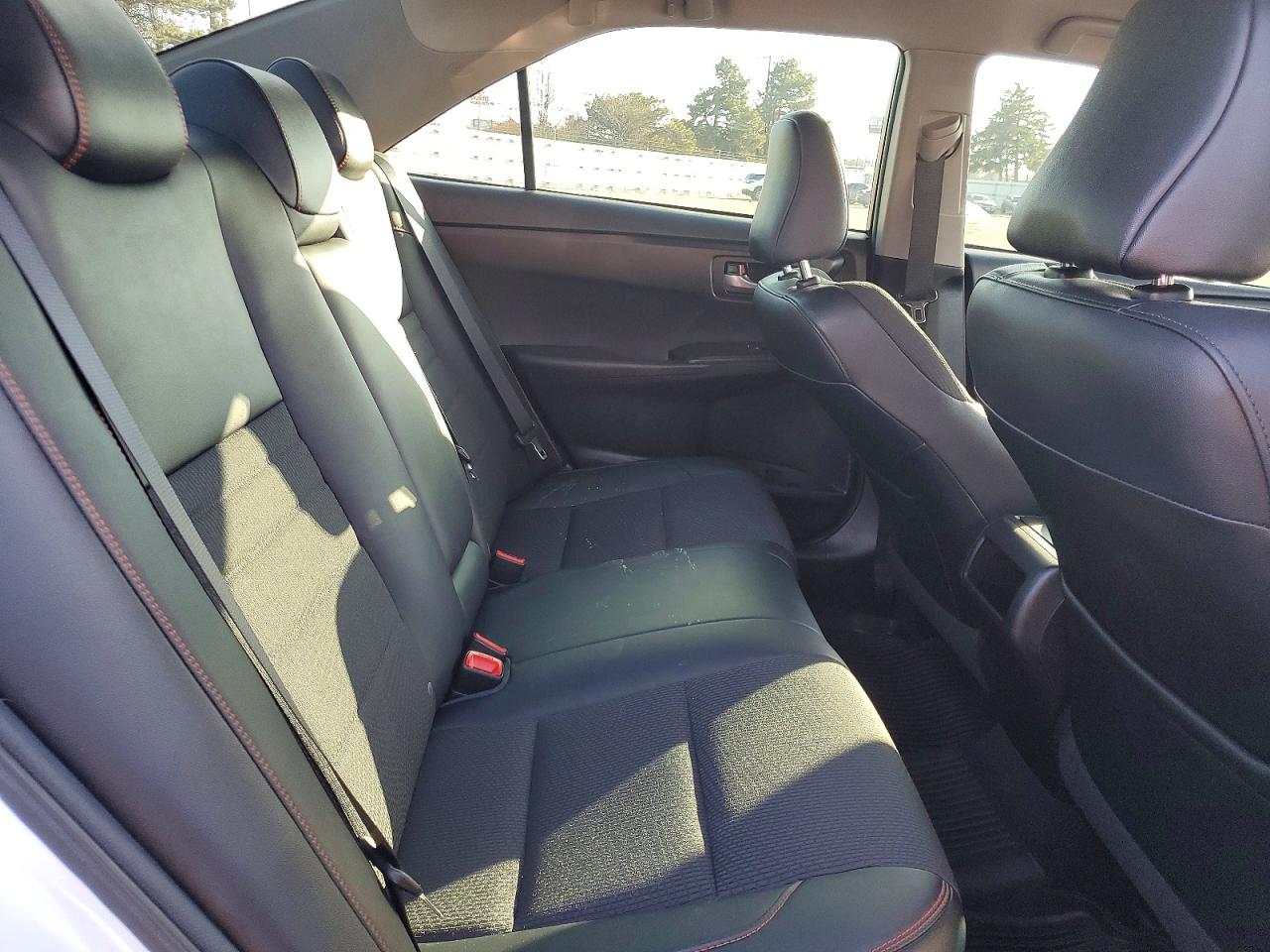 2017 TOYOTA CAMRY photo 28