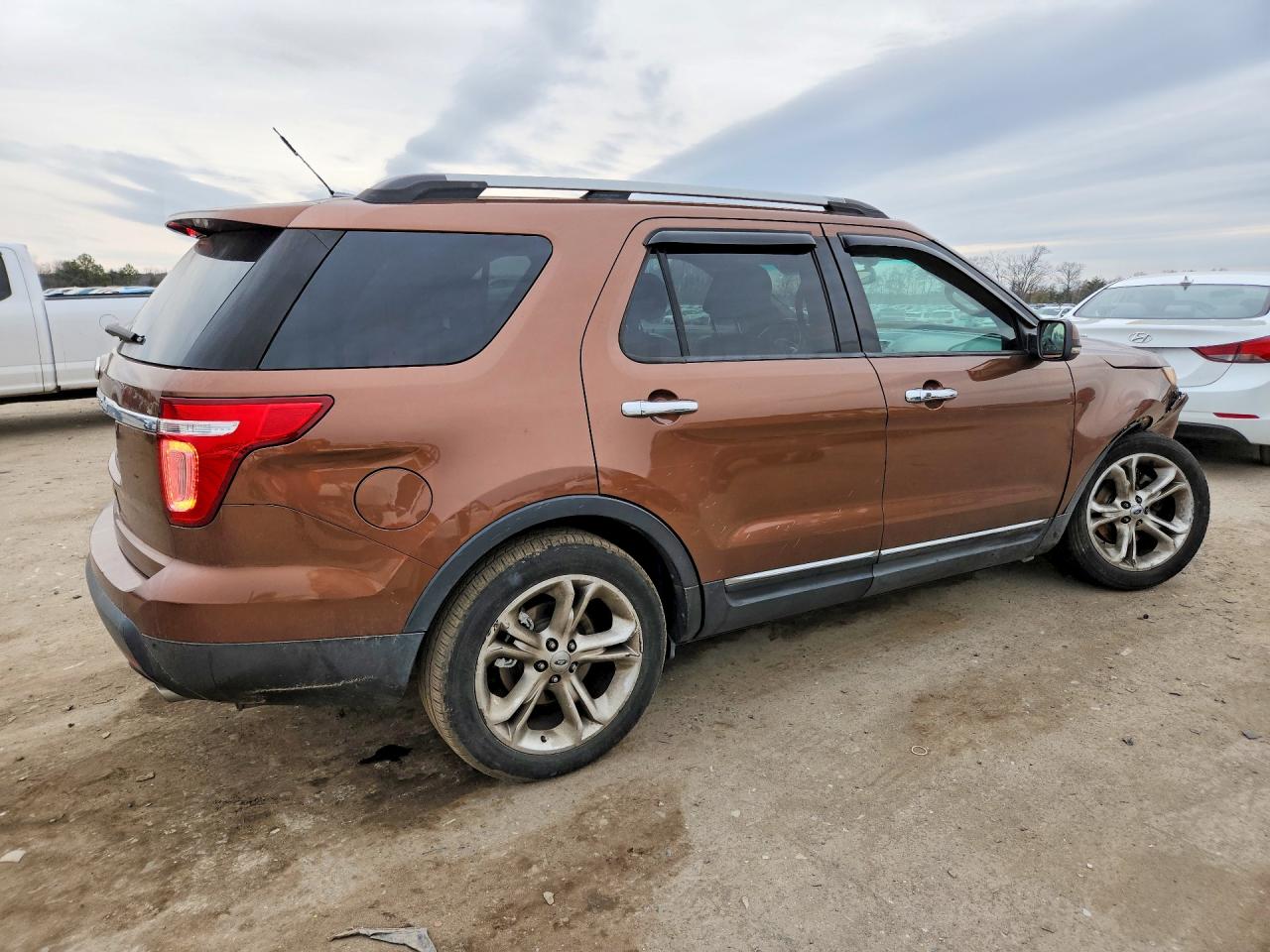 2011 FORD EXPLORER LIMITED photo 5