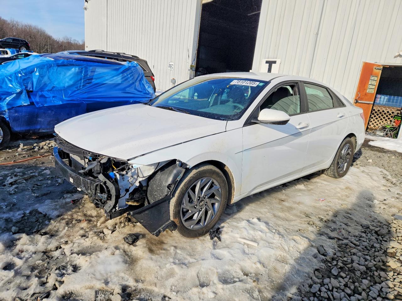 2024 HYUNDAI ELANTRA