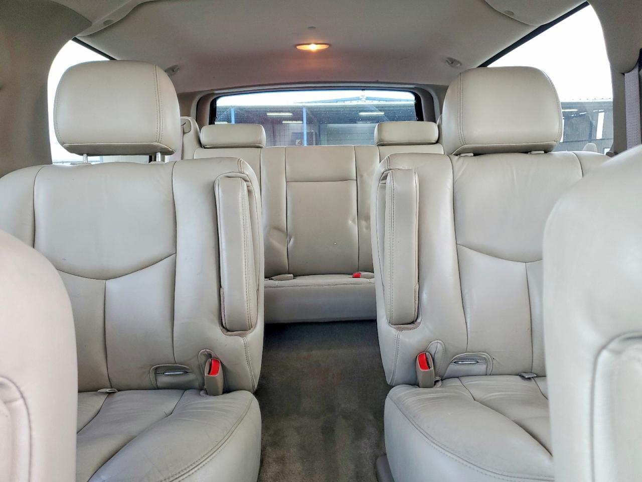 2003 CHEVROLET SUBURBAN K1500 photo 19