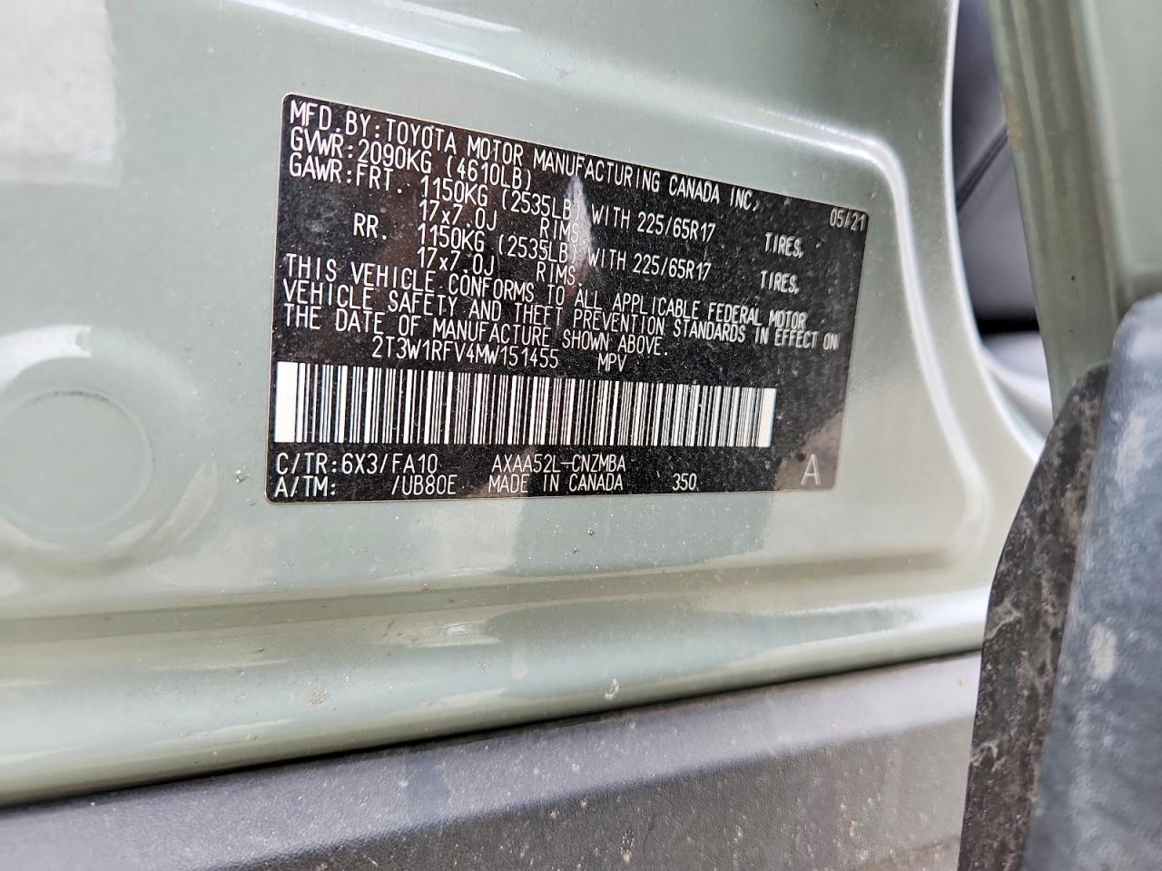 2021 TOYOTA RAV4 XLE photo 25