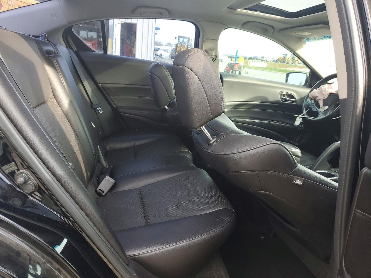 2014 ACURA ILX 20 photo 10