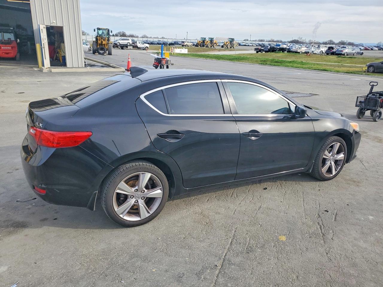 2014 ACURA ILX 20 photo 3