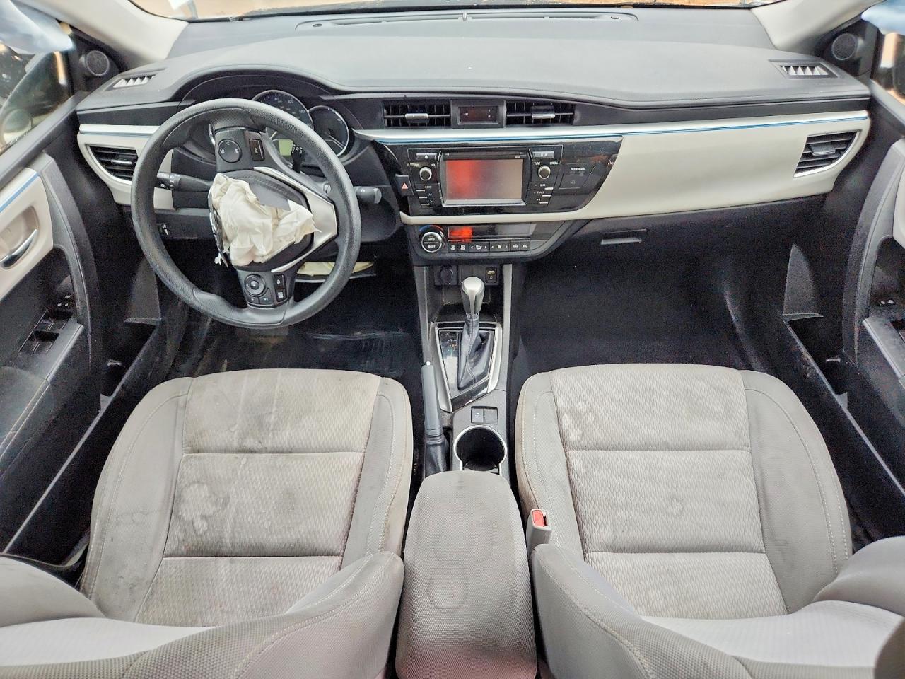 2015 TOYOTA COROLLA LE photo 15