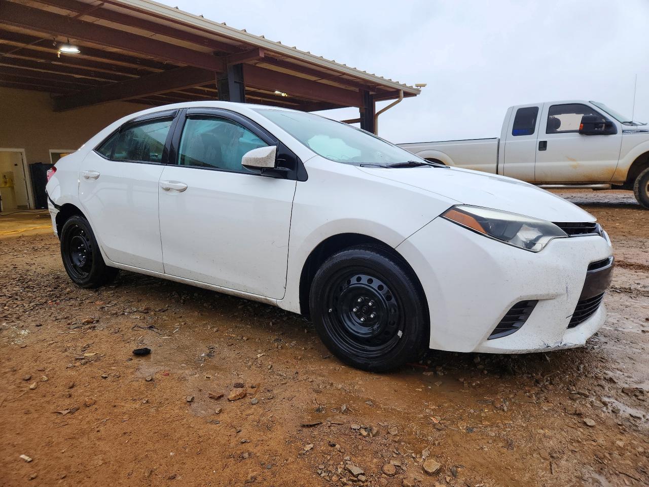 2015 TOYOTA COROLLA LE photo 7