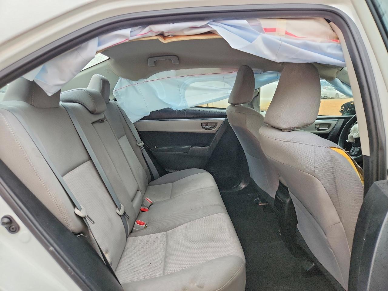 2015 TOYOTA COROLLA LE photo 19