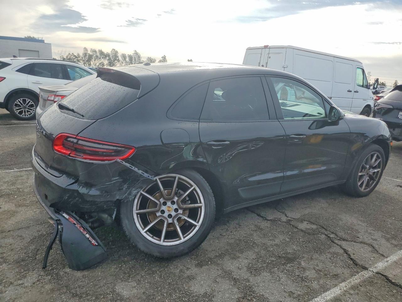 2015 PORSCHE MACAN S photo 3