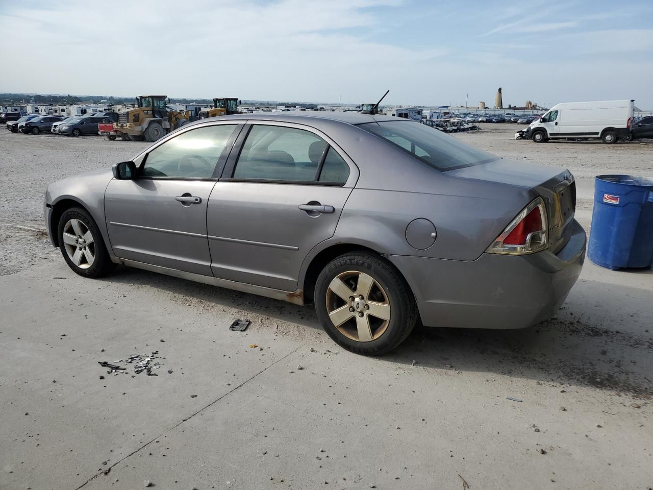 2007 FORD FUSION SE photo 3