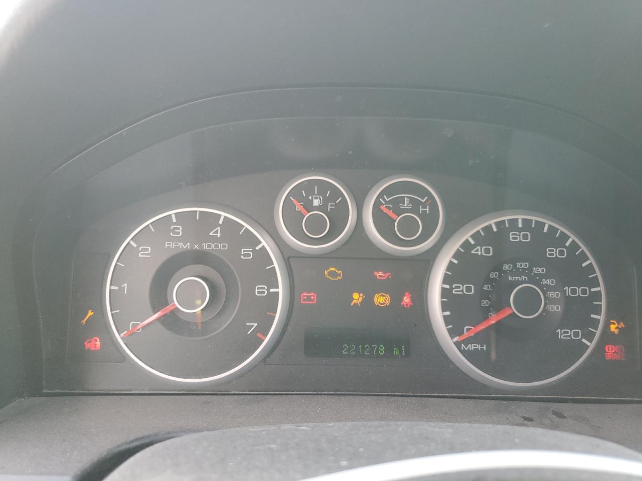 2007 FORD FUSION SE photo 17