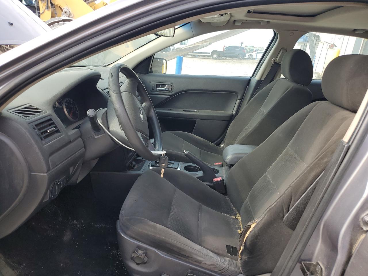 2007 FORD FUSION SE photo 13
