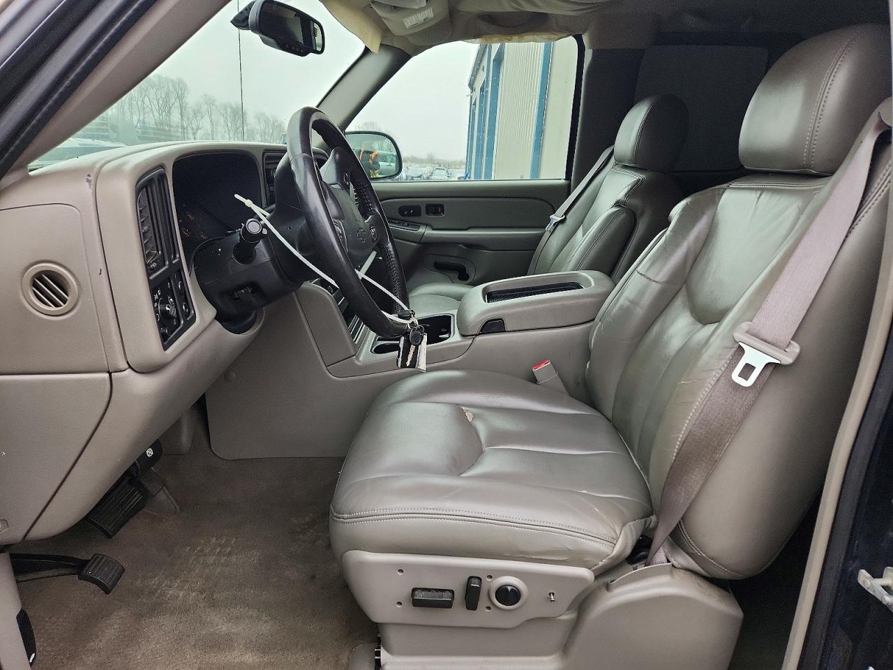 2006 CHEVROLET SILVERADO C1500 photo 13