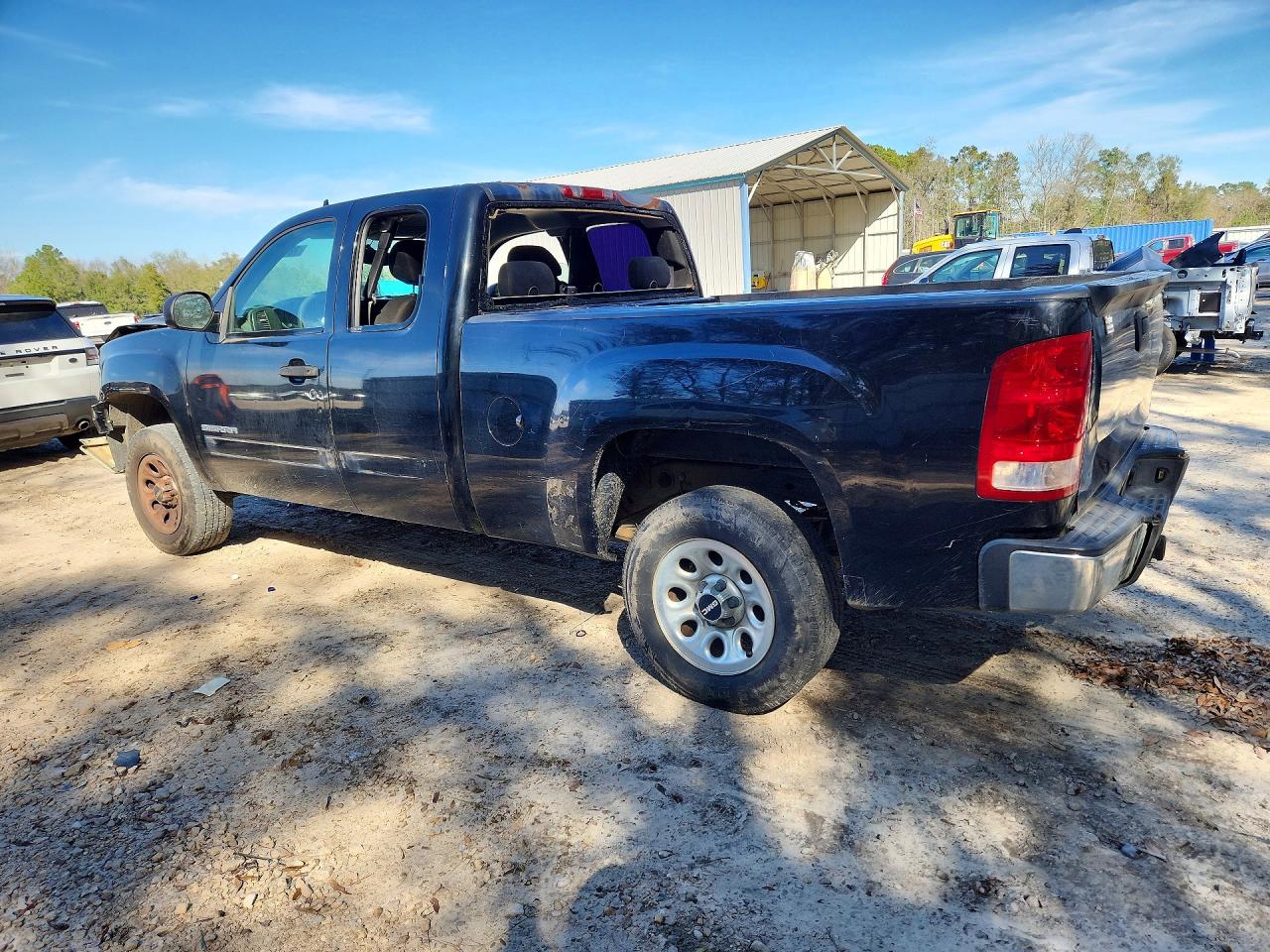 2010 GMC SIERRA C1500 SL photo 2