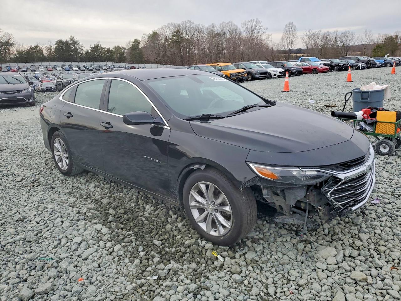 2020 CHEVROLET MALIBU LT photo 4