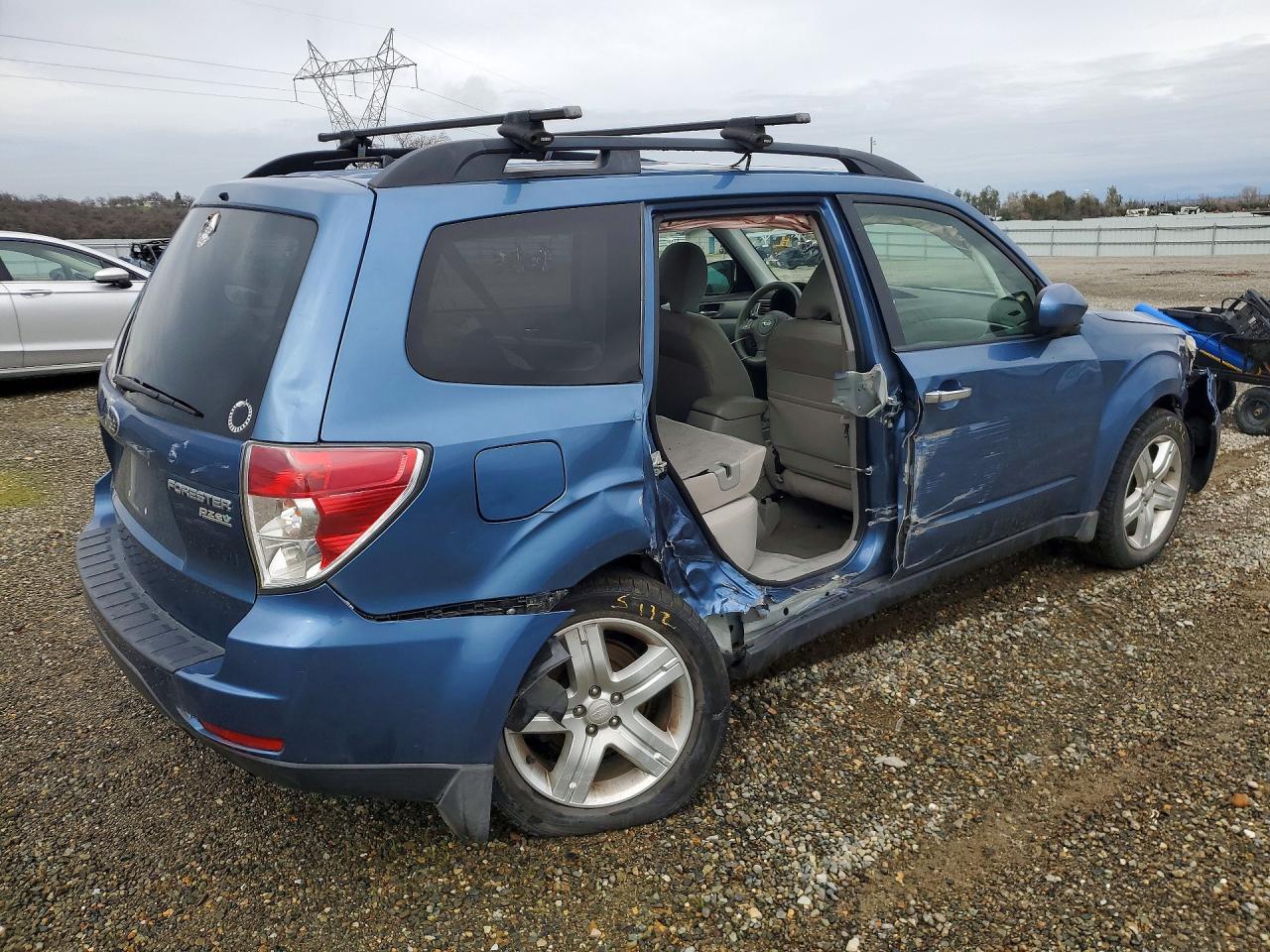 2010 SUBARU FORESTER 2.5X PREMIUM photo 5