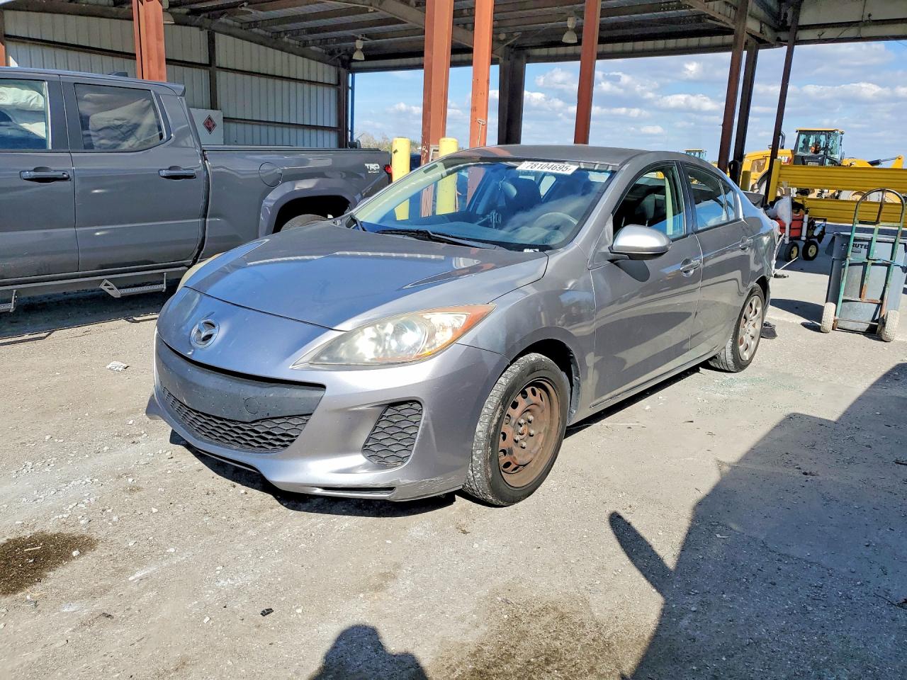 2013 MAZDA 3