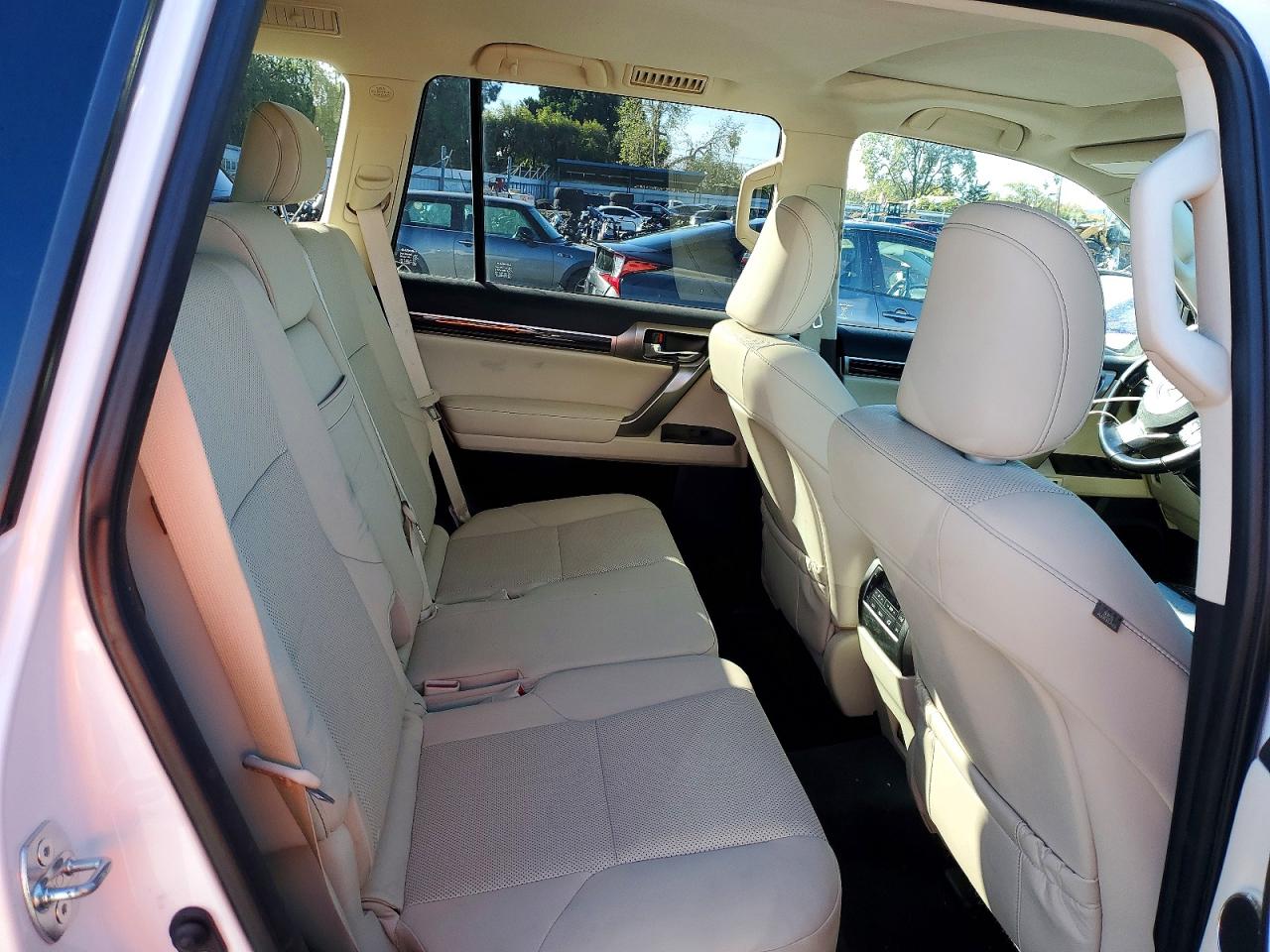 2022 LEXUS GX 460 photo 21
