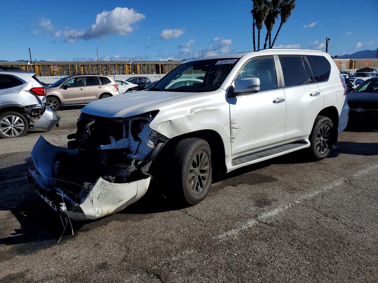 2022 LEXUS GX 460 photo 2