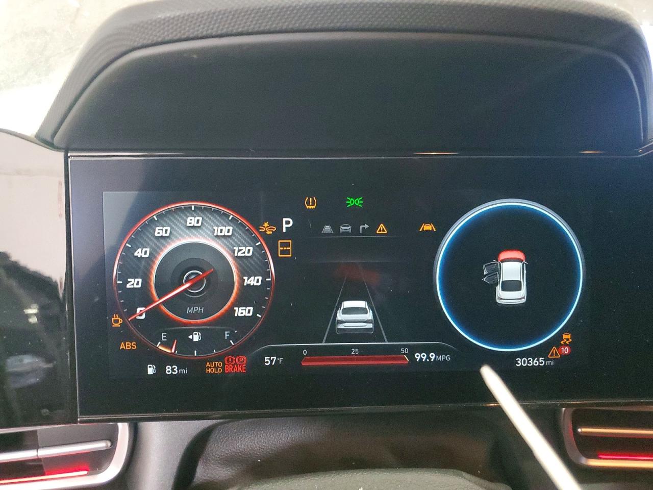 2025 HYUNDAI ELANTRA SEL photo 17