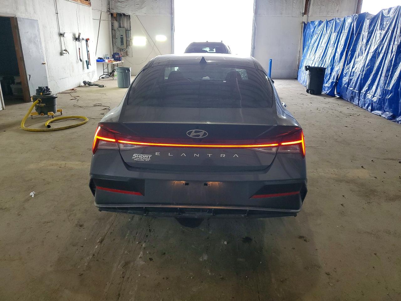 2025 HYUNDAI ELANTRA SEL photo 11
