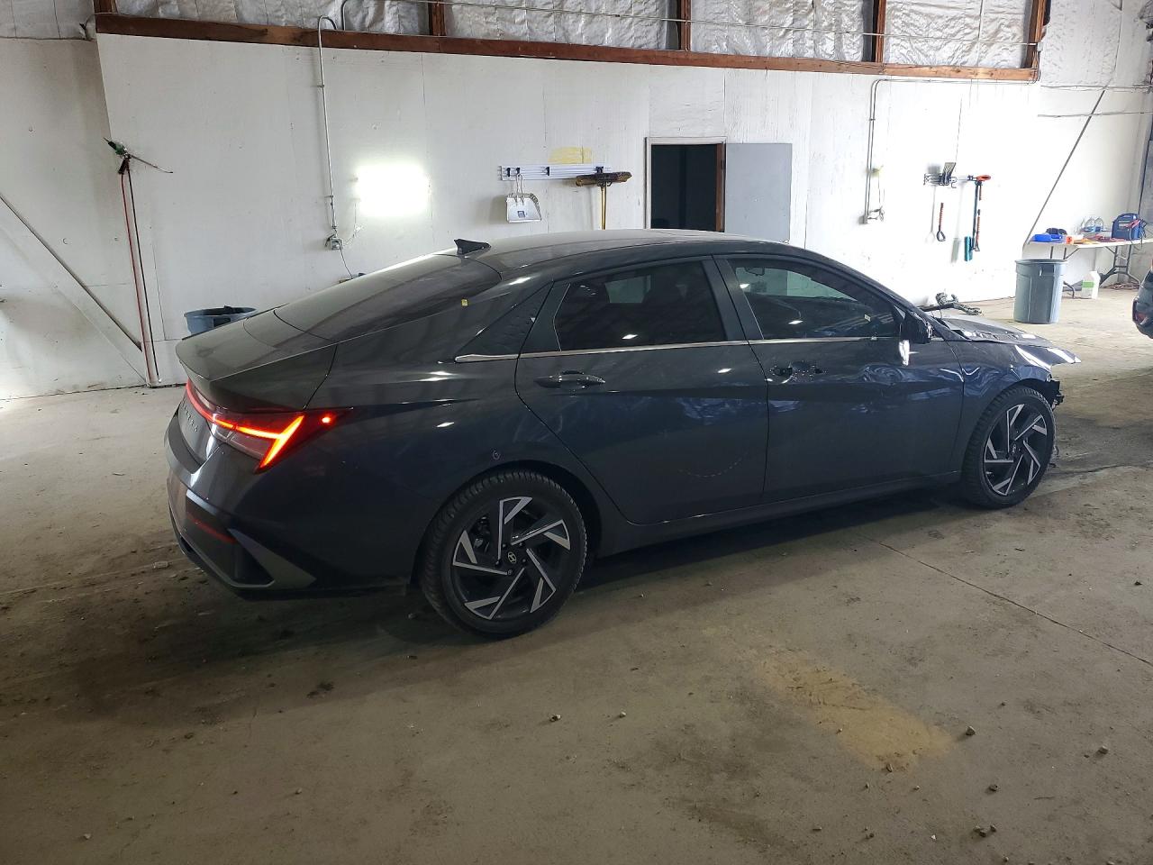2025 HYUNDAI ELANTRA SEL photo 5