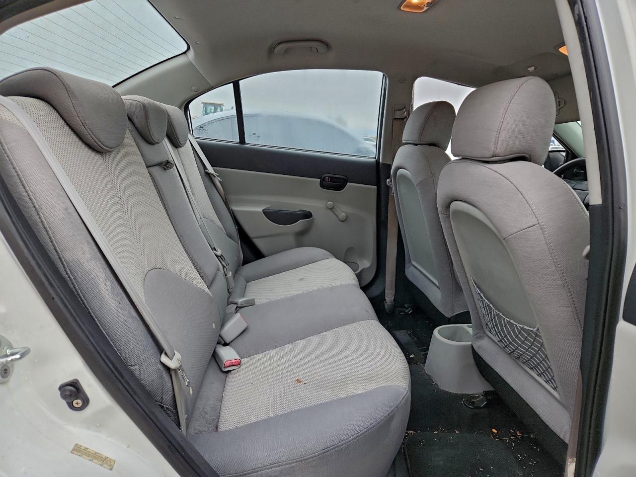 2009 HYUNDAI ACCENT GLS photo 19
