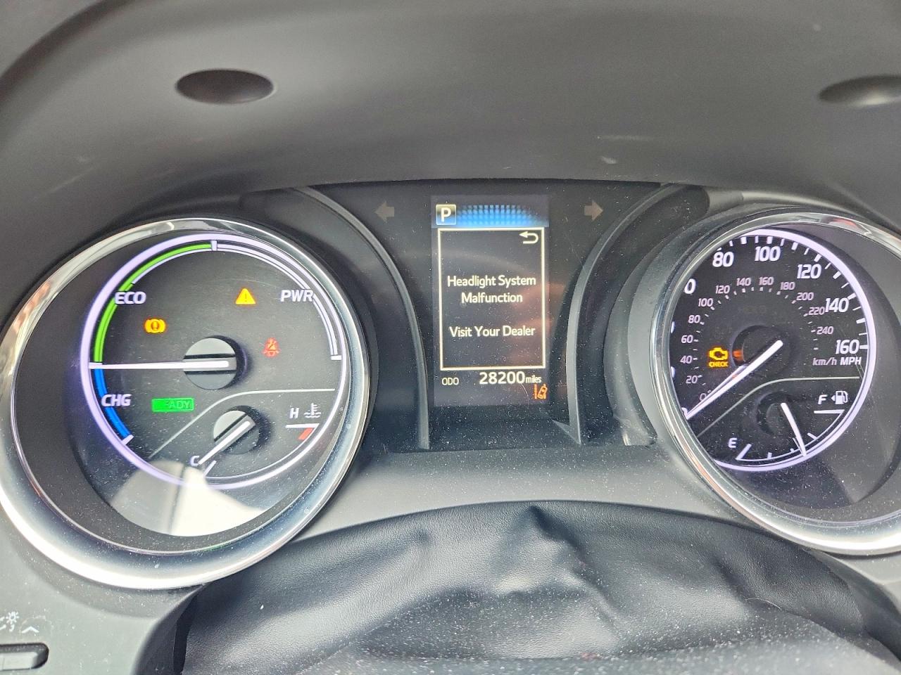 2019 TOYOTA CAMRY LE photo 9