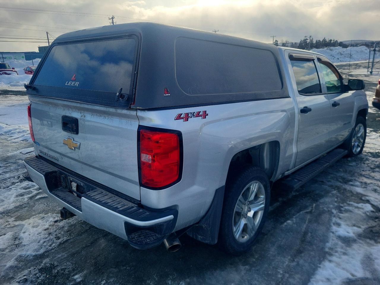 2018 CHEVROLET SILVERADO K1500 CUSTOM photo 3