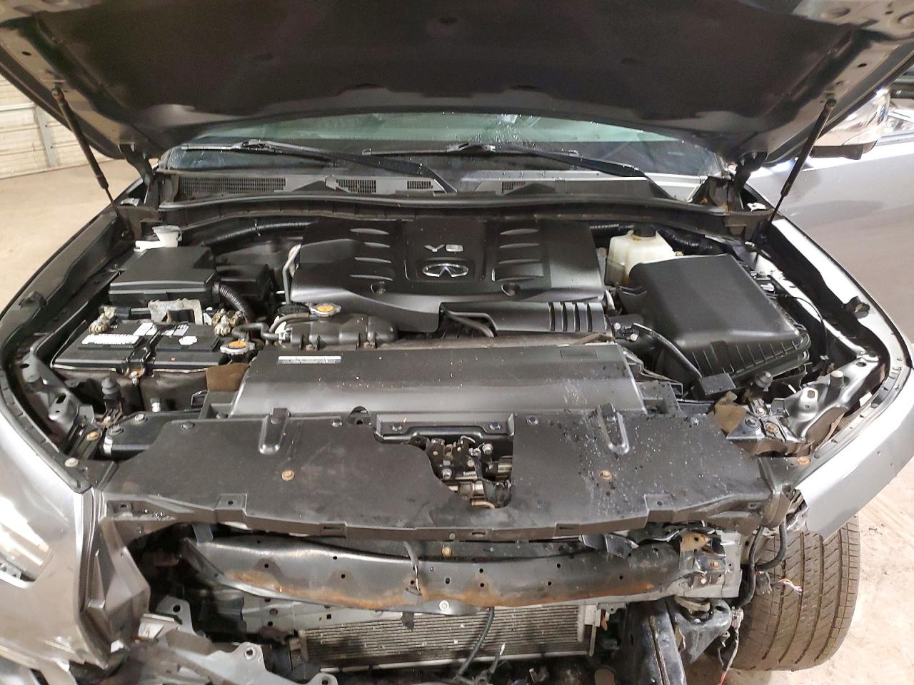 2019 INFINITI QX80 LUXE photo 23
