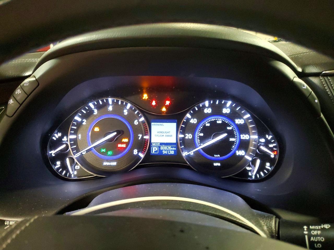 2019 INFINITI QX80 LUXE photo 17