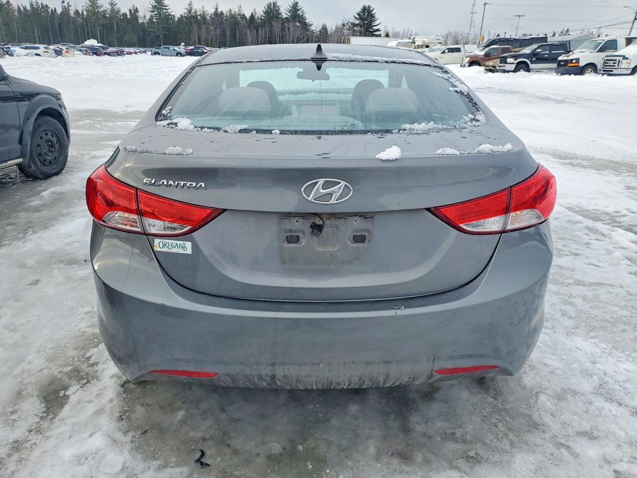 2013 HYUNDAI ELANTRA GLS photo 6