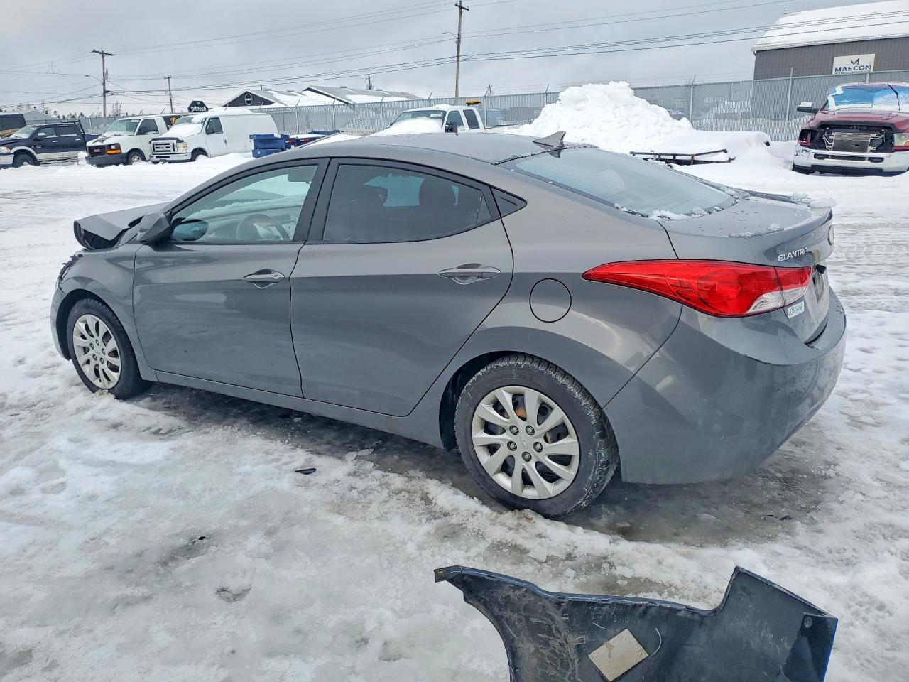 2013 HYUNDAI ELANTRA GLS photo 2