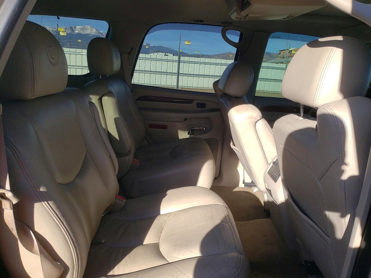 2006 CADILLAC ESCALADE LUXURY photo 10