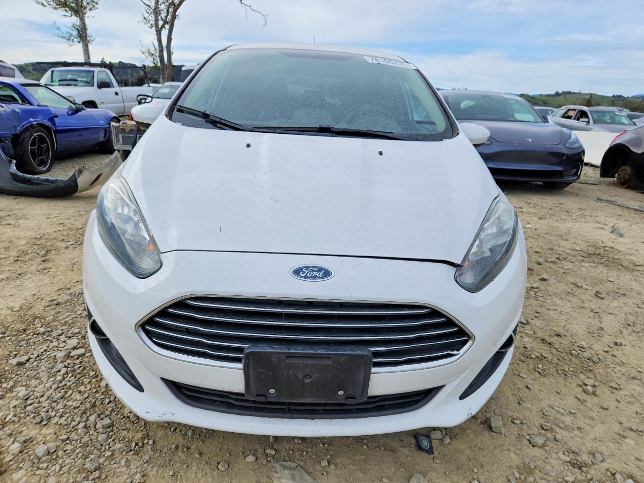 2019 FORD FIESTA SE photo 5