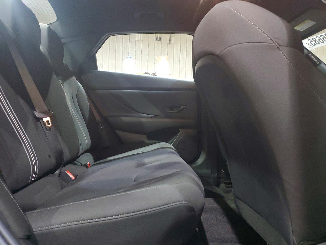 2025 HYUNDAI ELANTRA SEL SPORT photo 28
