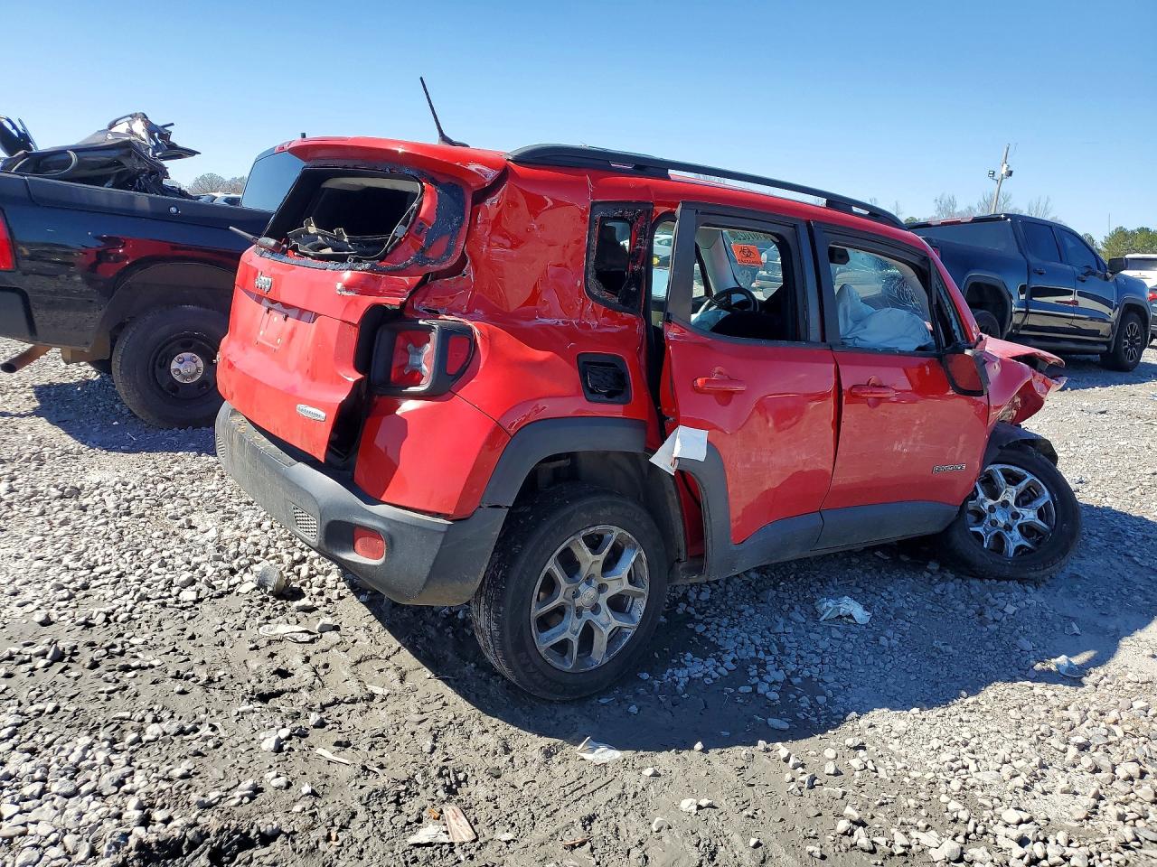 2015 JEEP RENEGADE LATITUDE photo 3