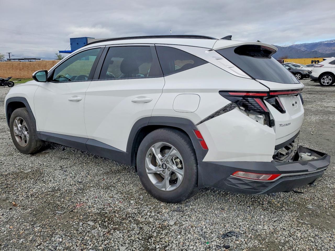 2023 HYUNDAI TUCSON SEL photo 2