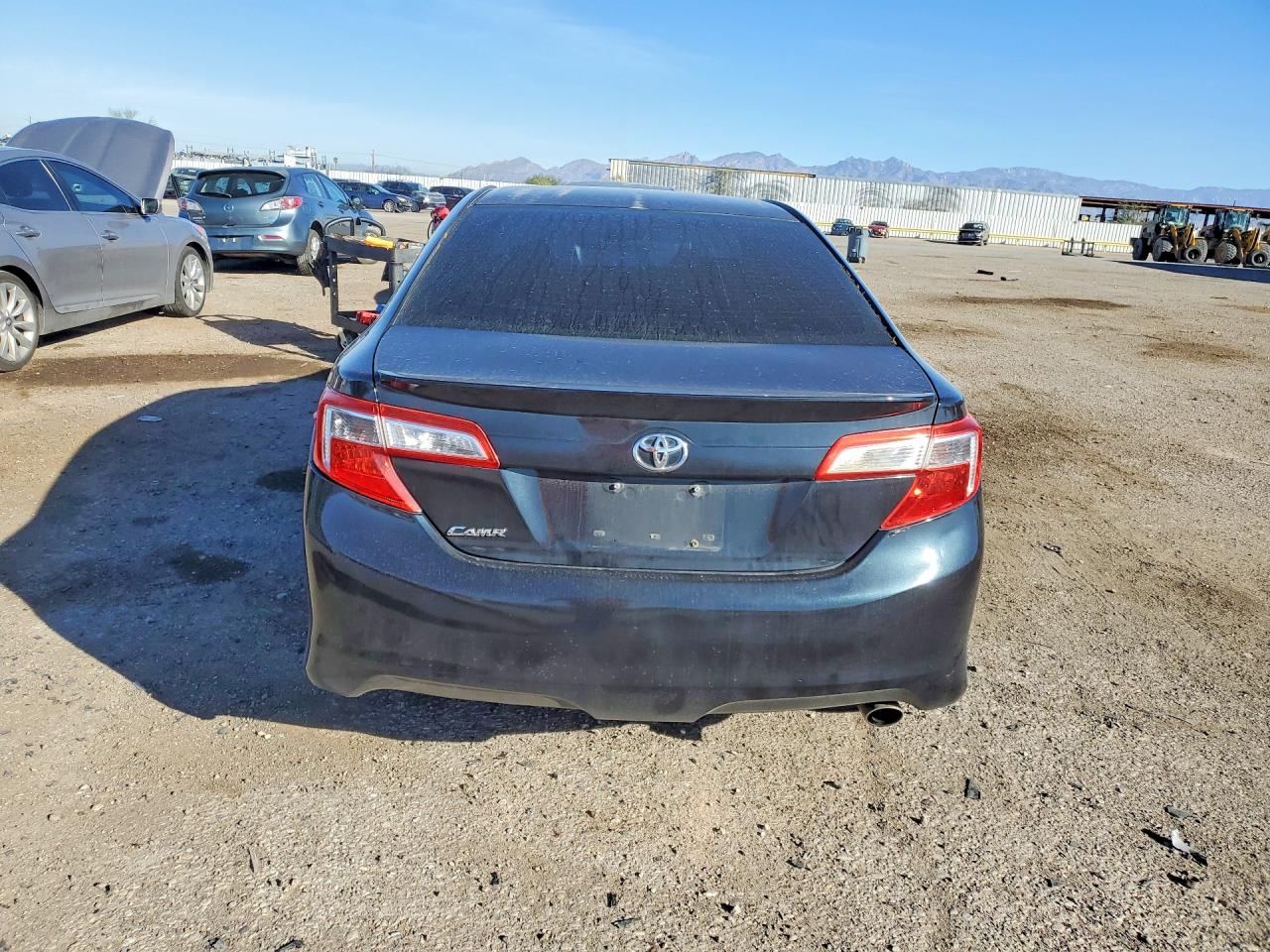 2012 TOYOTA CAMRY BASE photo 6