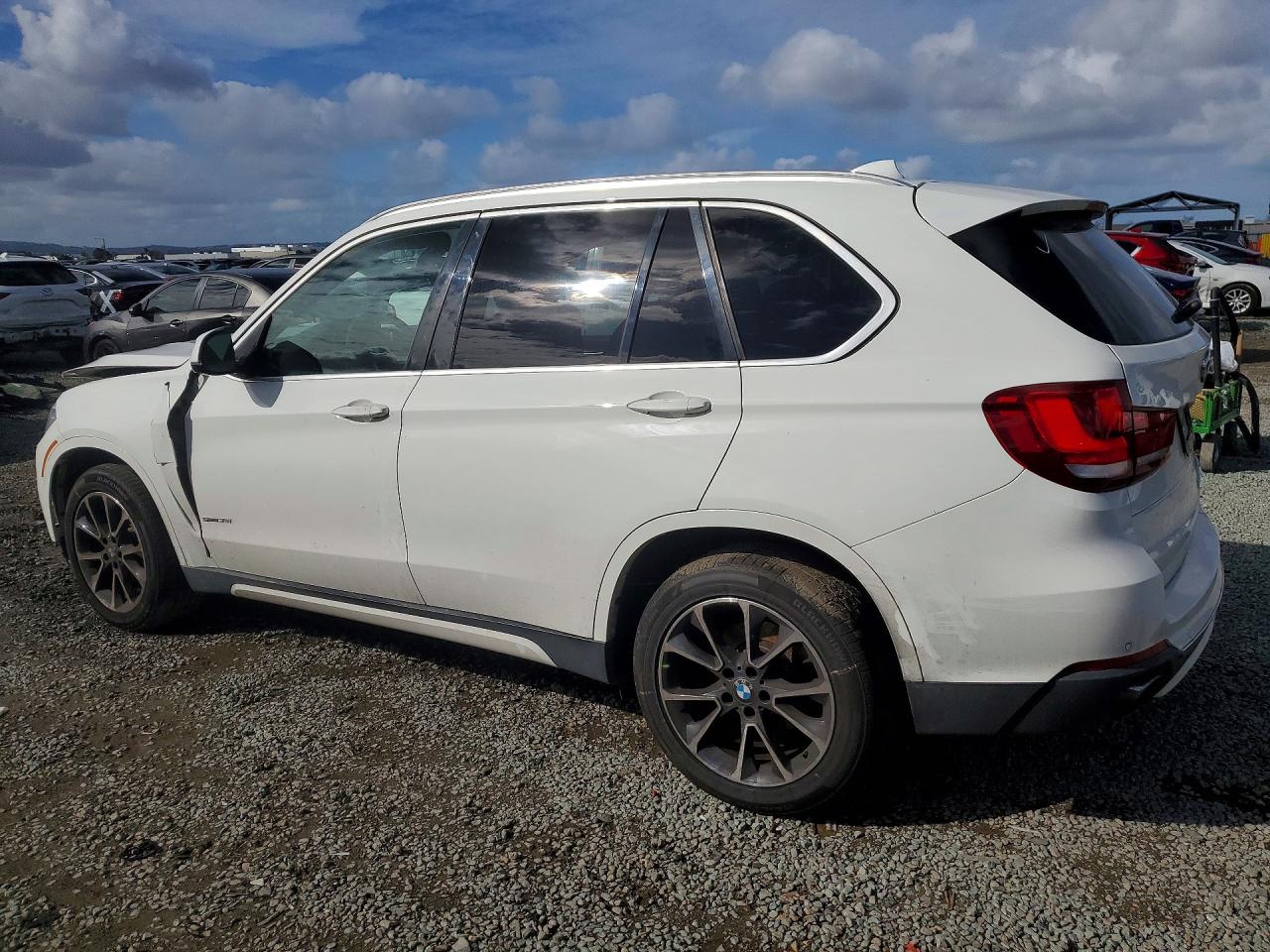 2017 BMW X5 SDRIVE35I photo 4