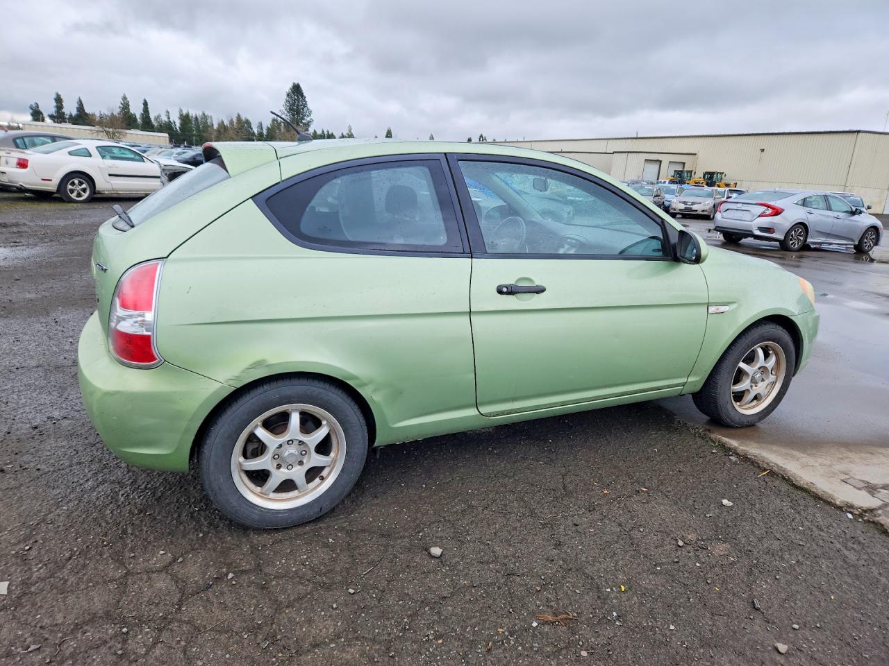 2007 HYUNDAI ACCENT SE photo 5
