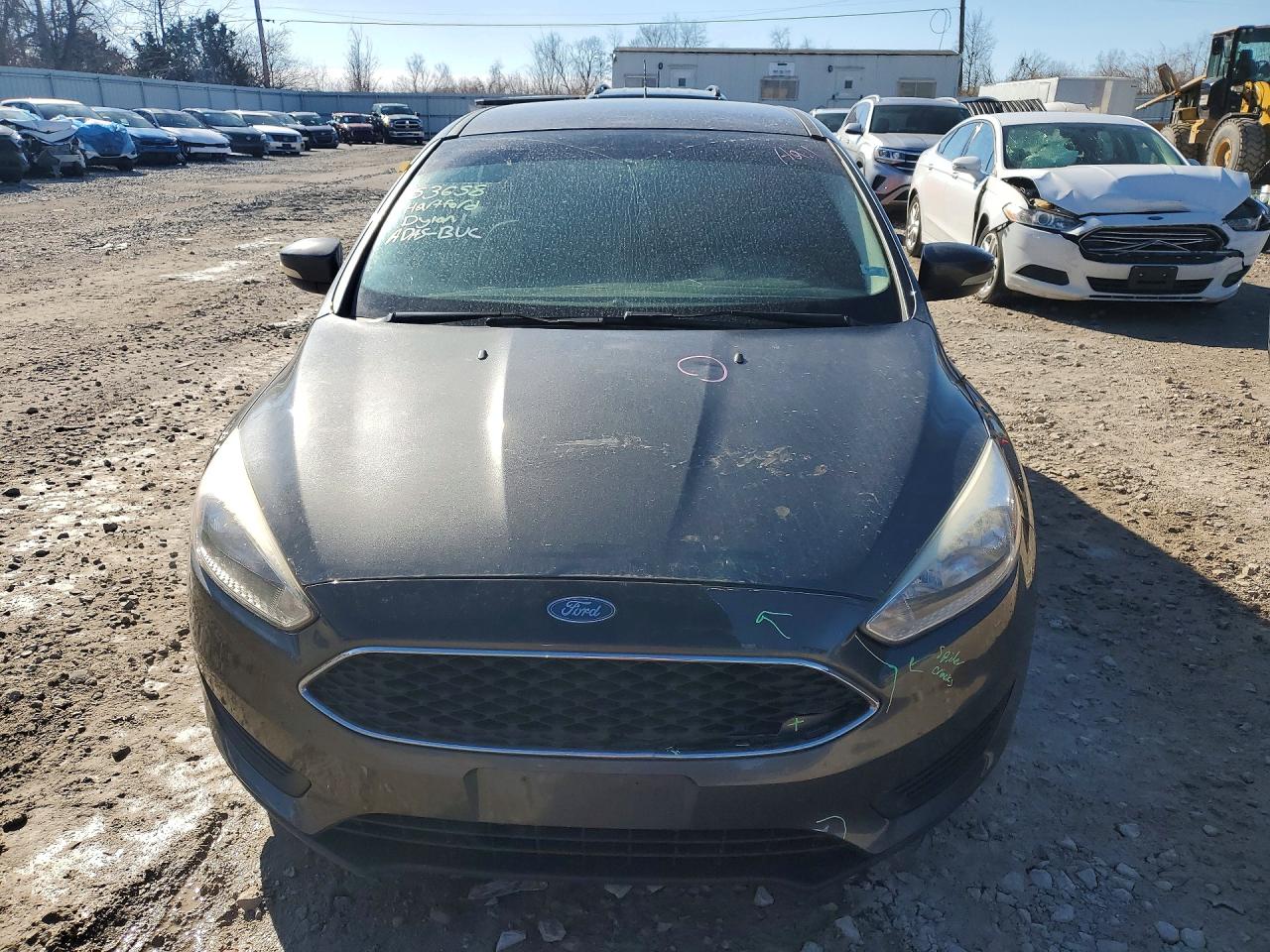 2017 FORD FOCUS SE photo 9