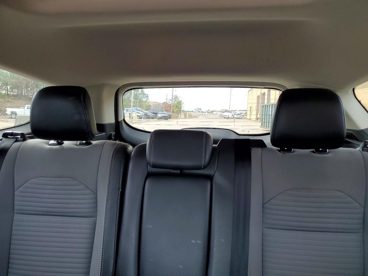 2017 FORD ESCAPE TITANIUM photo 10