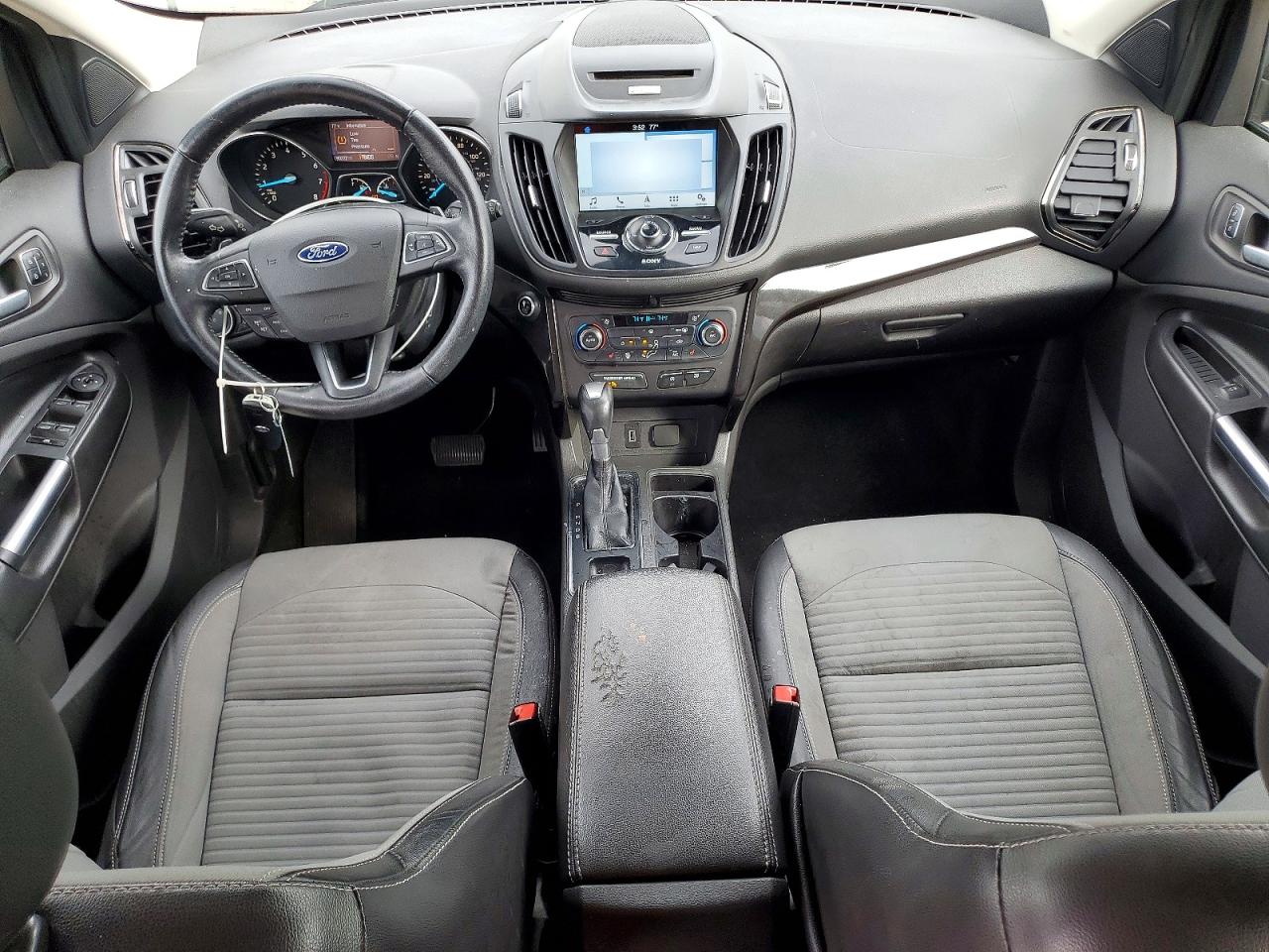 2017 FORD ESCAPE TITANIUM photo 8