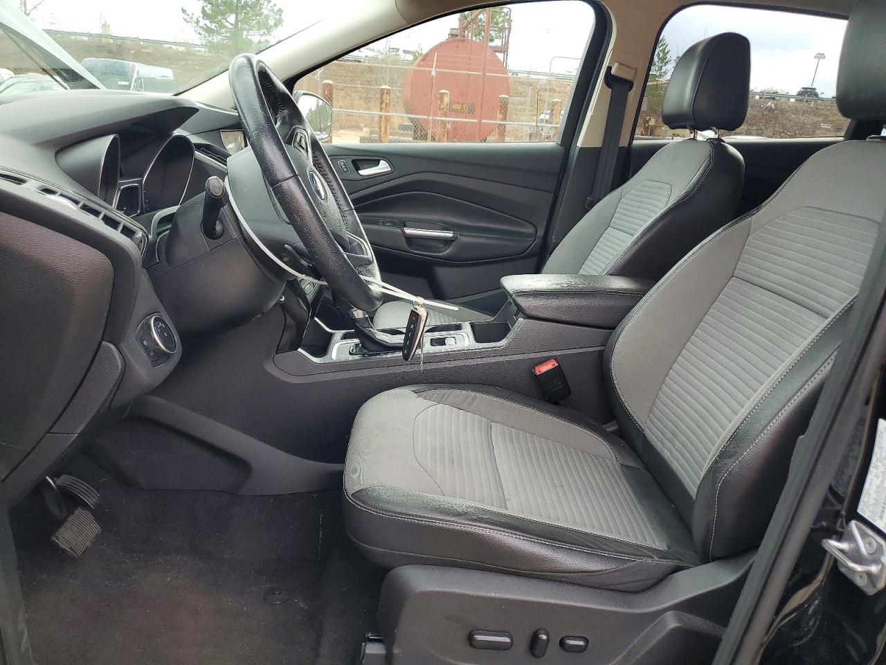 2017 FORD ESCAPE TITANIUM photo 7