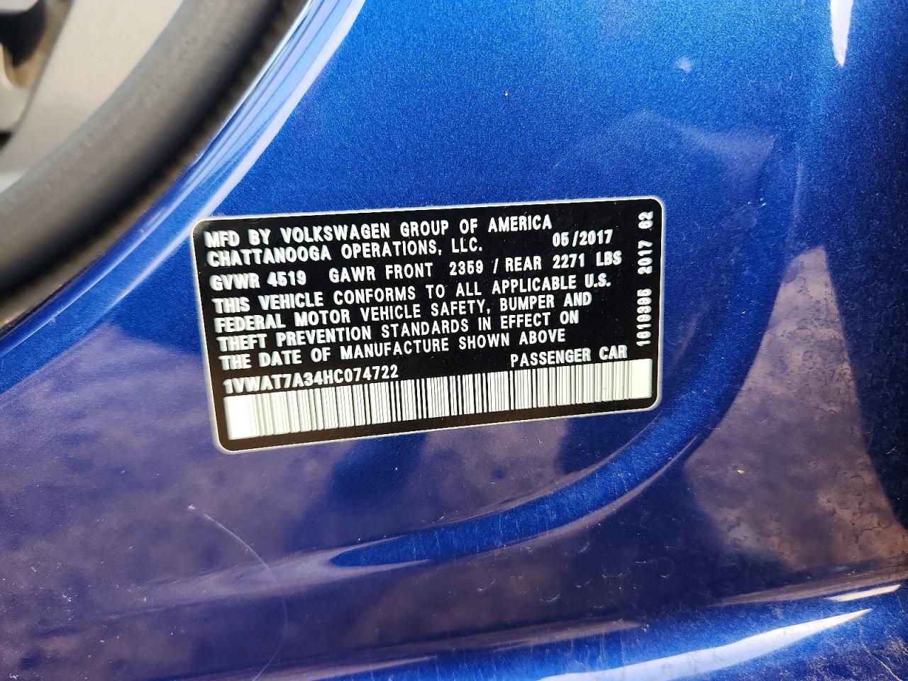 2017 VOLKSWAGEN PASSAT S photo 12