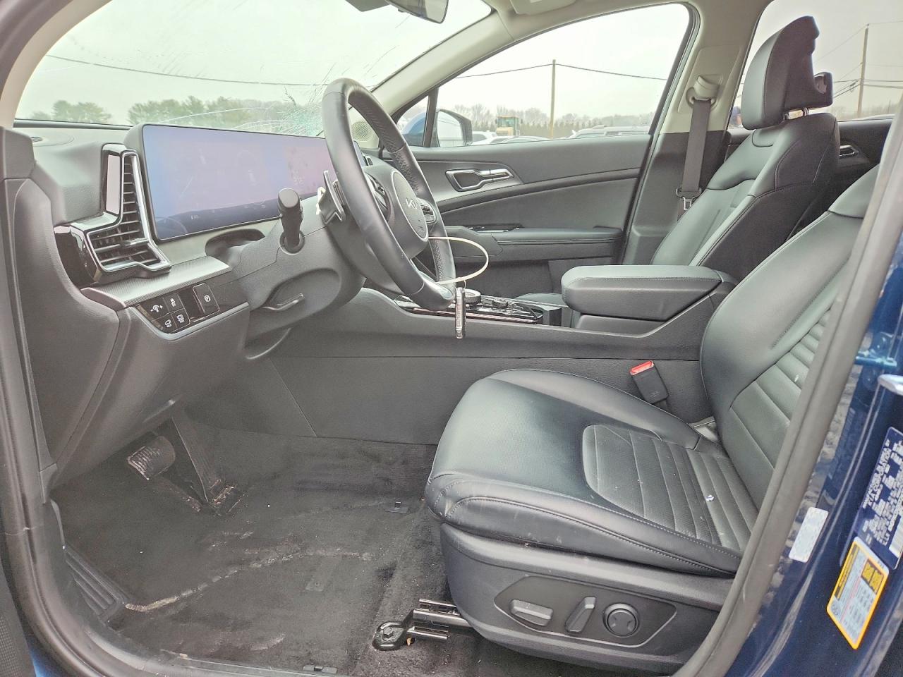 2025 KIA SPORTAGE SX PRESTIGE photo 13
