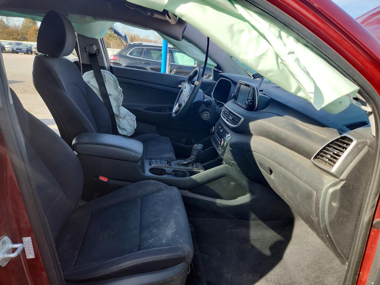 2019 HYUNDAI TUCSON SE photo 19